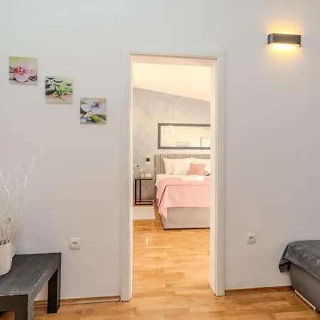 Grbic * Privlaka (Zadar)