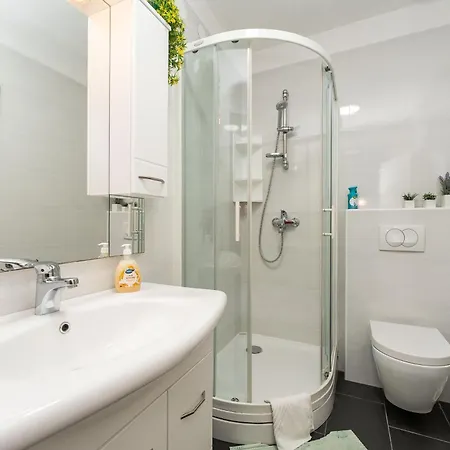 Grbic Apartment
