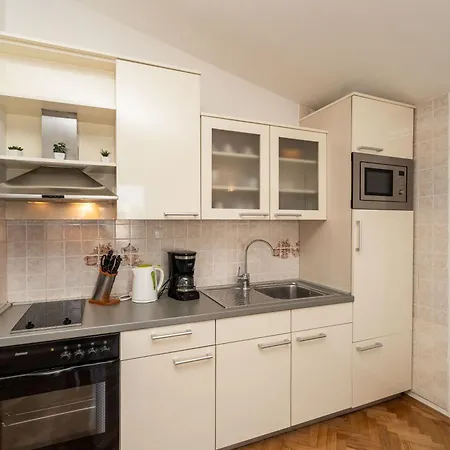 Apartment Grbic