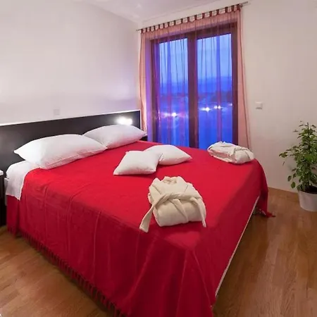 Grbic Apartment