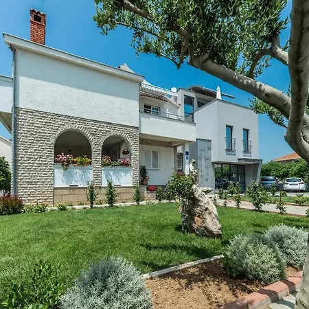 Grbic Apartment *