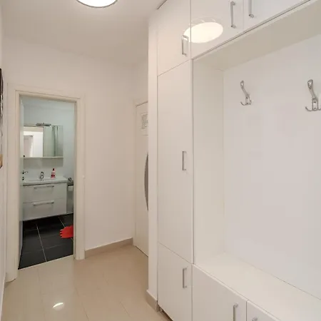 Grbic Apartment *