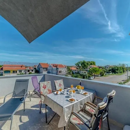 Grbic Apartment